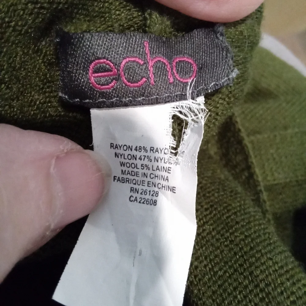 Echo Size OS Olive Green Women's Open Front  Sweater